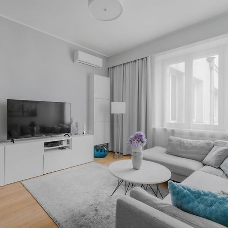 Unitapartament Delux Warszawa Centrum Blisko Plac Zbawiciela Hala Koszyki Metro Politechnika Jest To Elegancki I Wygodny Apartament Na Noclegi I Pobyt W Warszawie - Zapraszamy 外观 照片